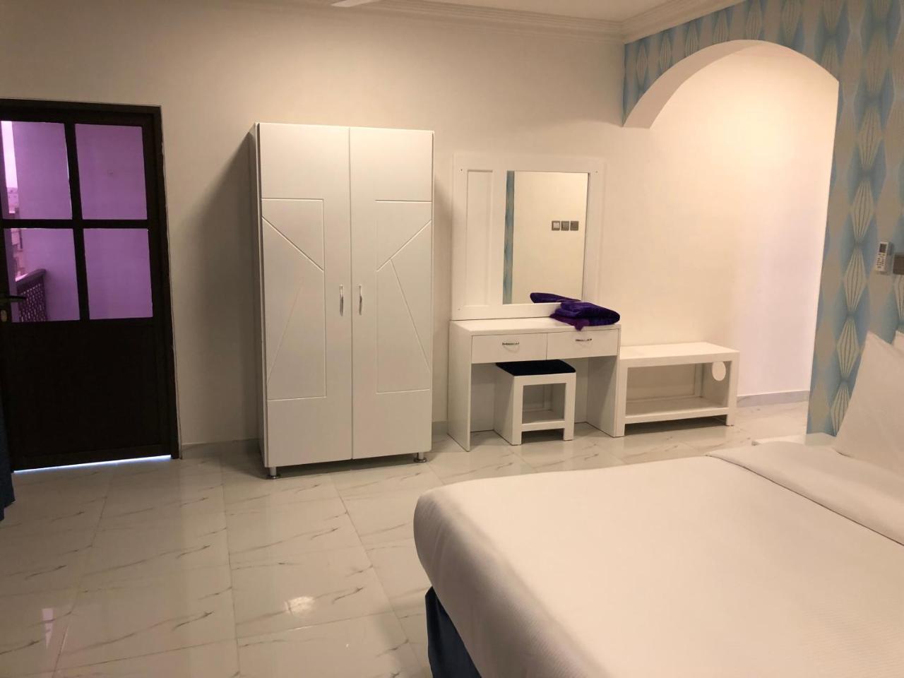 Star House Hotel Салалах Екстериор снимка